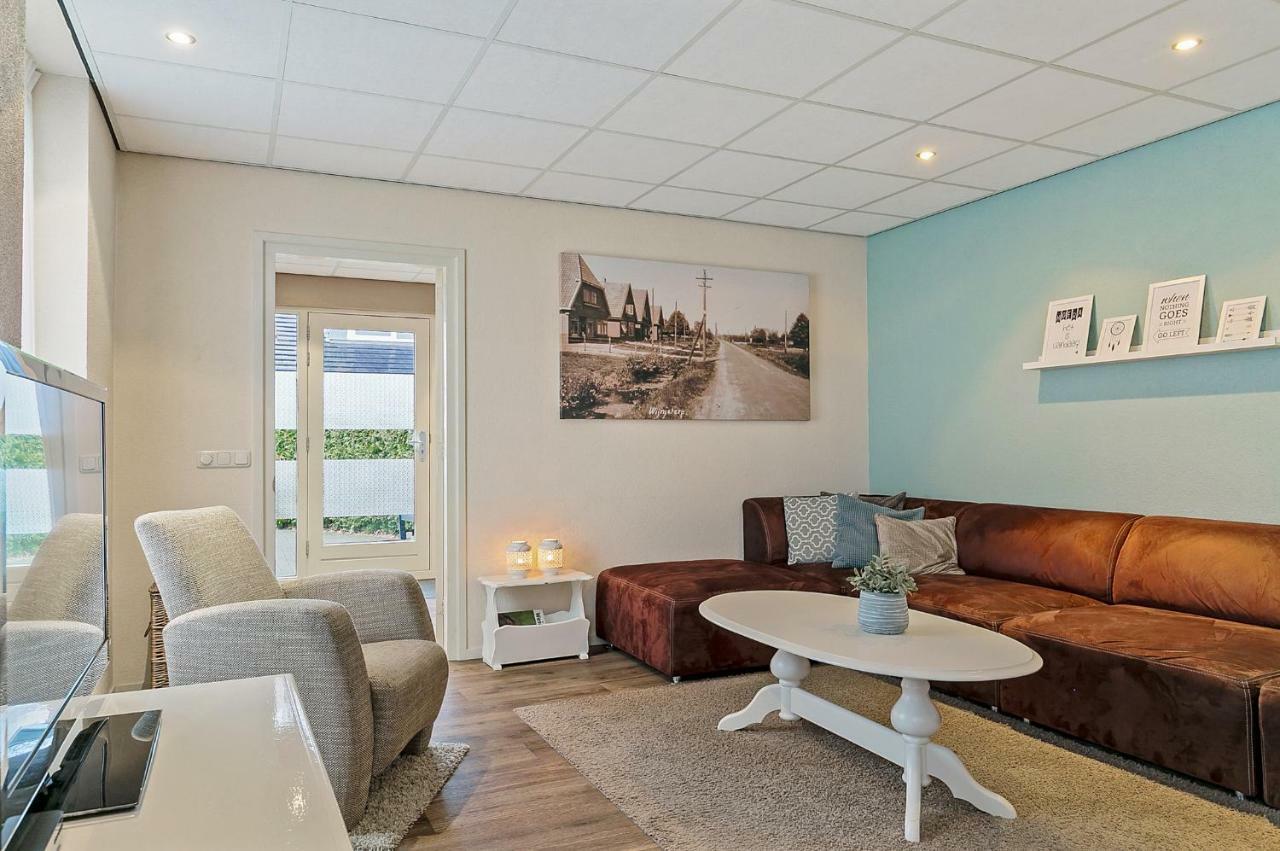 Sfeervol 6 Persoons Appartement - Van Alle Gemakken Voorzien! 박케빈 외부 사진